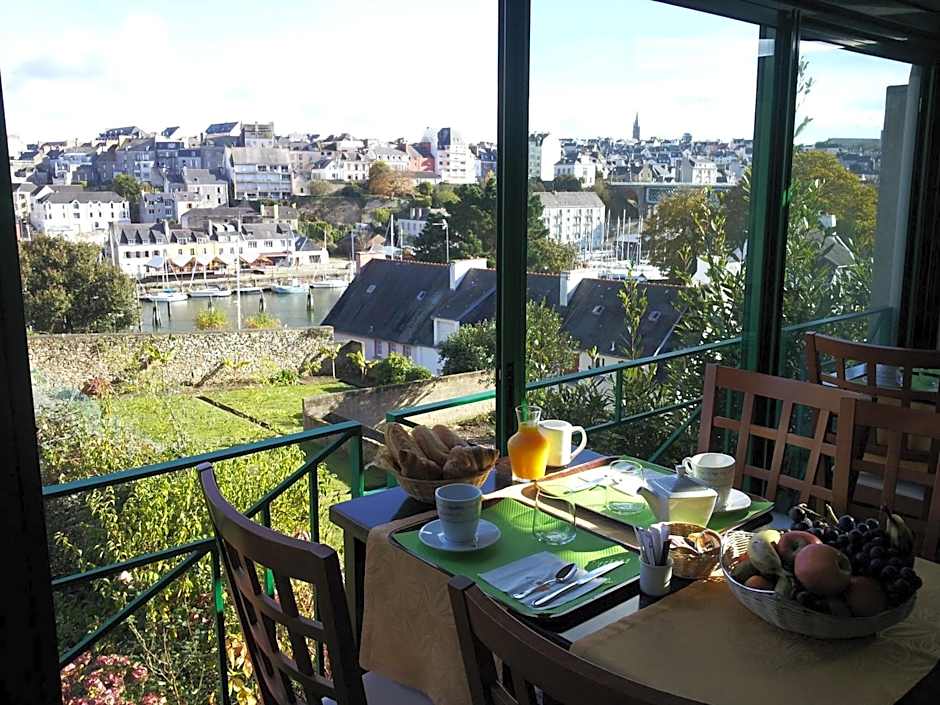 Cit'Hotel Du Port Rhu