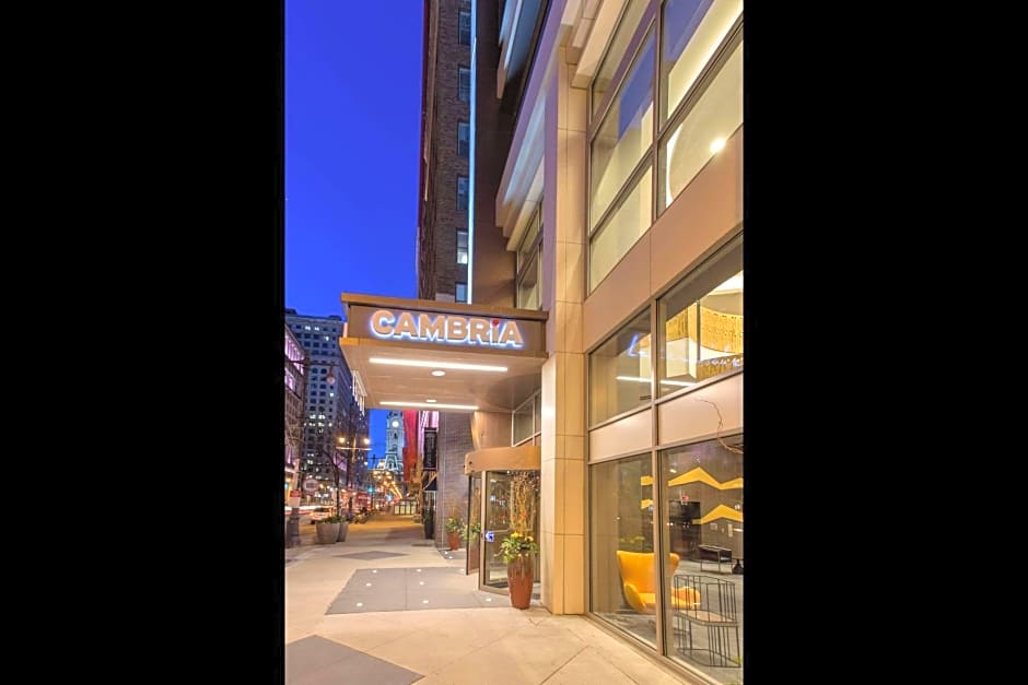 Cambria Hotel Philadelphia Downtown Center City