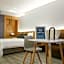 Hotel EMBLEDON
