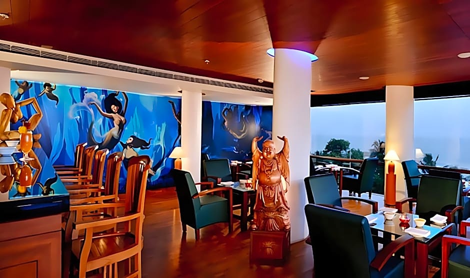 Gokulam Grand Turtle on the Beach Resort and Spa