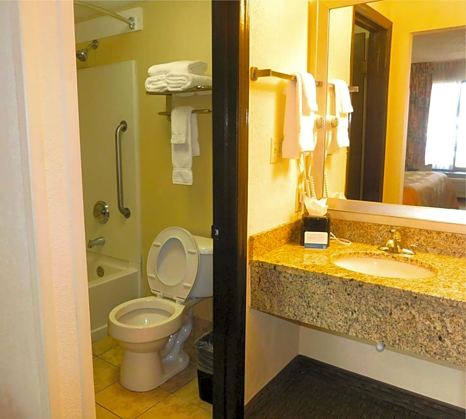 Quality Inn Jonesville I-77