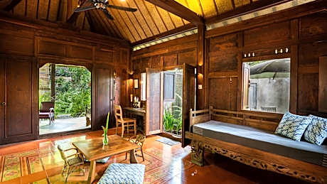 Deluxe Bungalow with Garden View