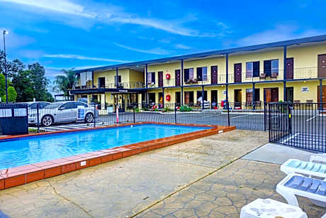 Country Plaza Motel Taree