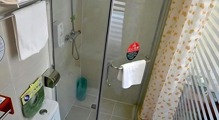 GreenTree Inn WeiFang QingZhou Middle HaiDai Road Electric Power Shell