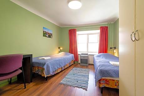 Twin Room with Private Bathroom