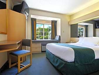Microtel Inn & Suites by Wyndham Florence/Cincinnati Airpo