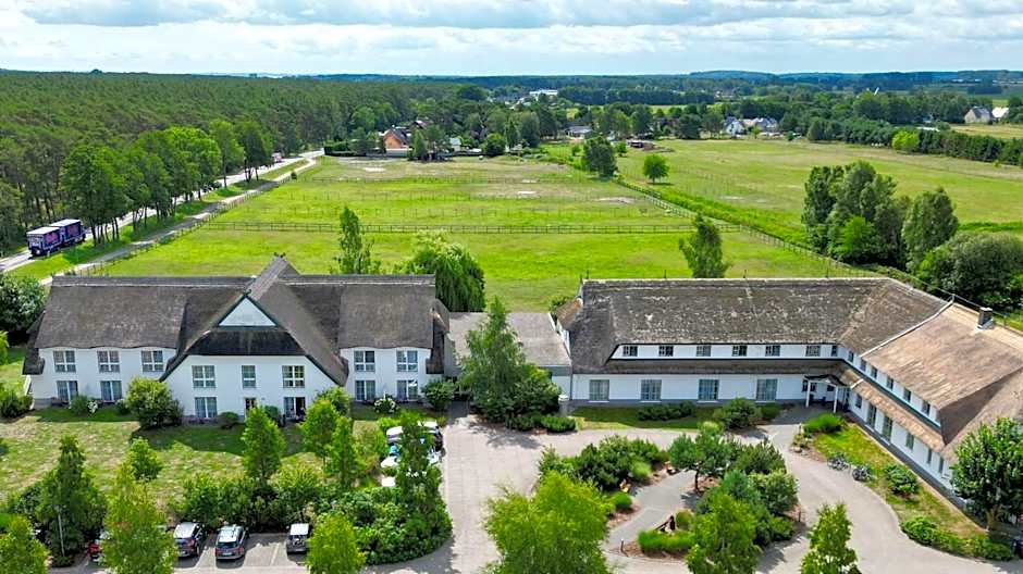 Friesenhof Hotel-Restaurant-Reitanlage