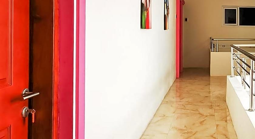 RedDoorz Plus @ Taman Madiun