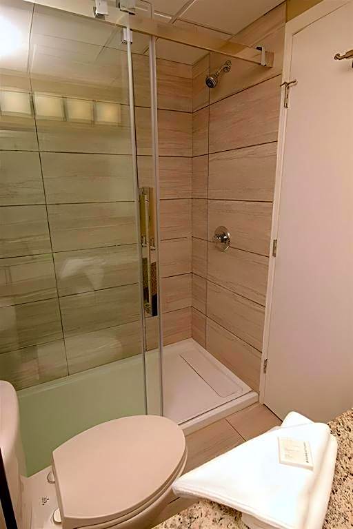Medicine Hat Inn & Suites