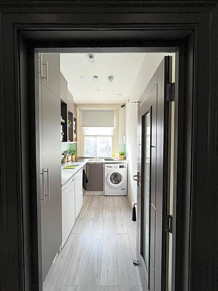 Apt 04 Seaside Serenity Chic Studio Steps to Promenade