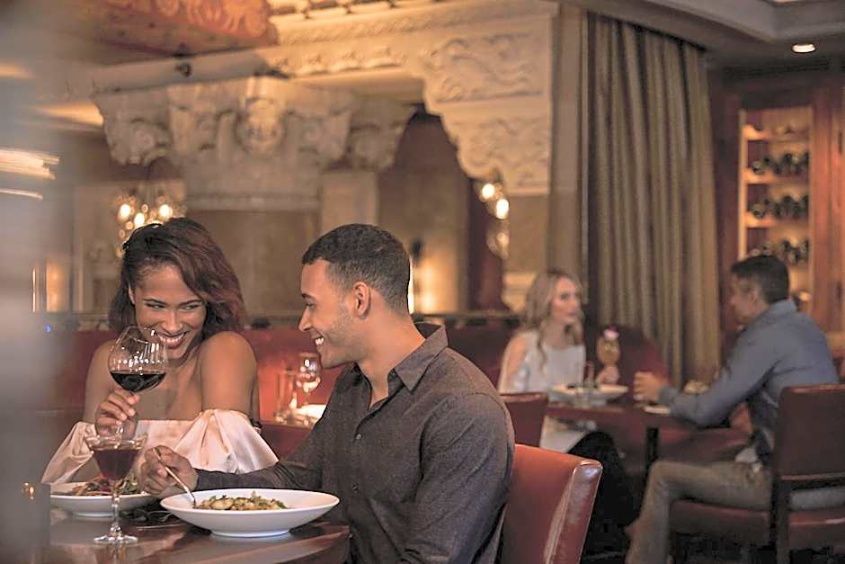 InterContinental Chicago Magnificent Mile By IHG
