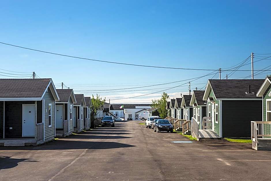 Shallow Bay Motel & Cabins Conference Centre