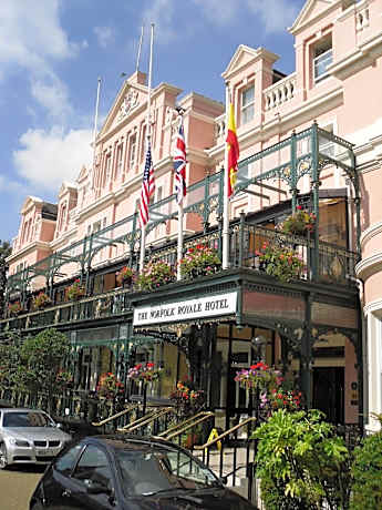 Norfolk Royale Hotel
