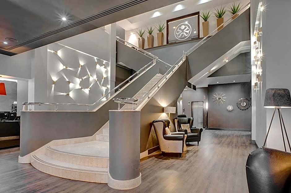 Sandman Signature London Gatwick