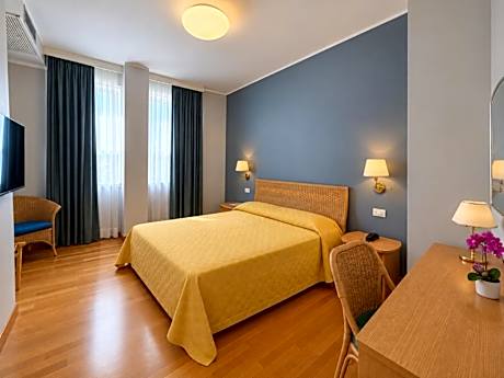 Comfort Double or Twin Room