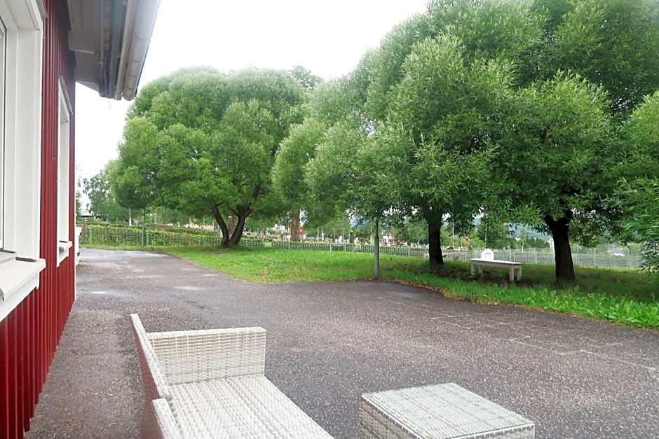 Skrå hostel - bed & business