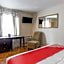 OYO Hotel Houston, TX near Medical Center NRG Stadium