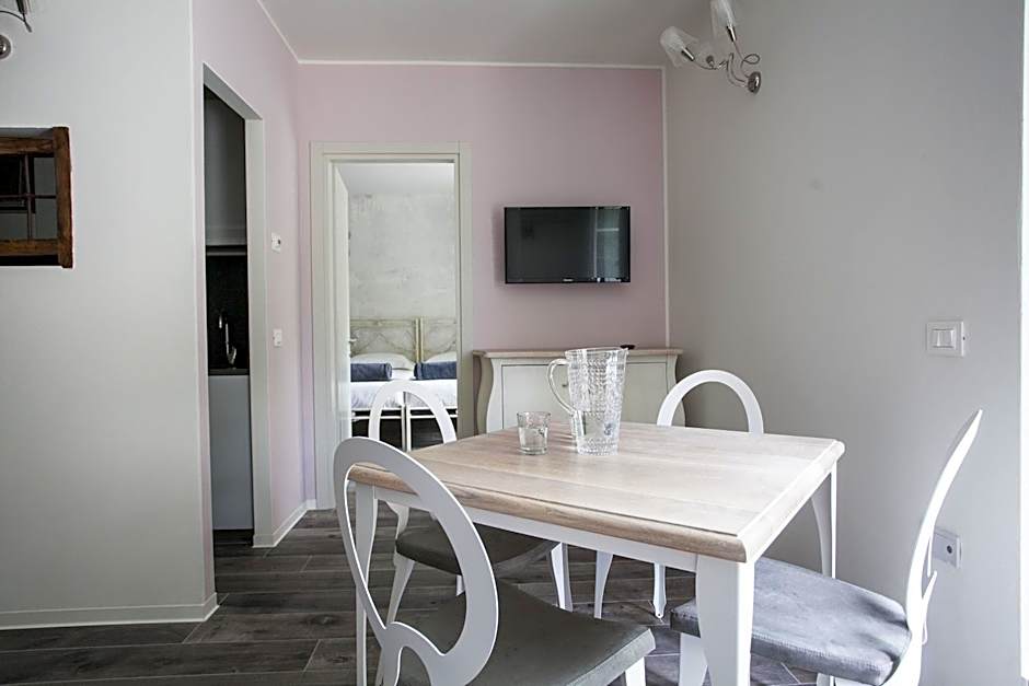 Villa Italia Luxury Suites and Apartments