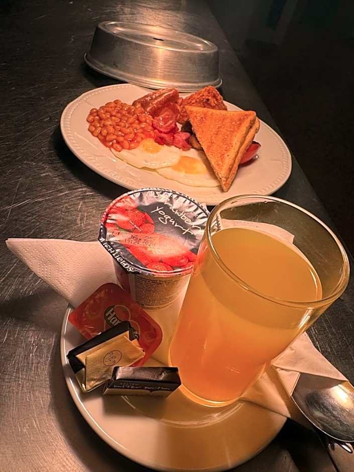 OYO The Chiltern Hotel