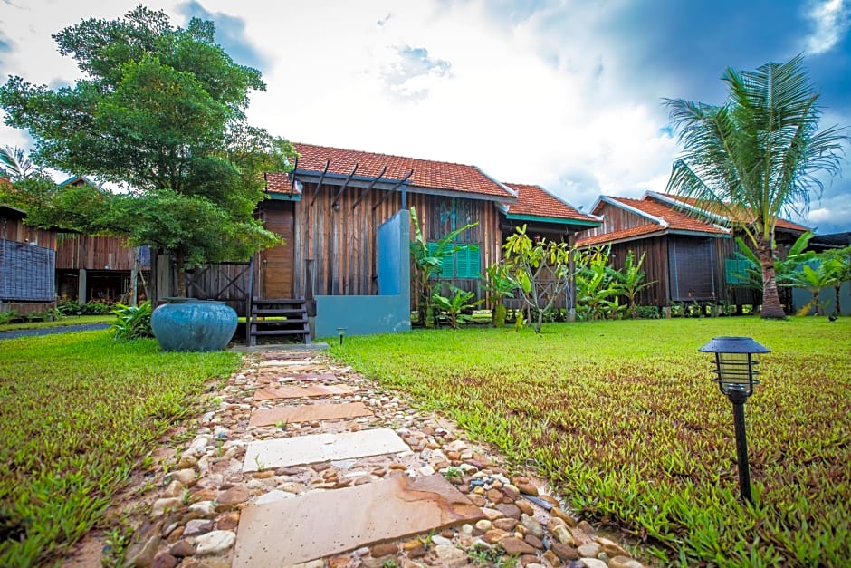 Kampot River Residence
