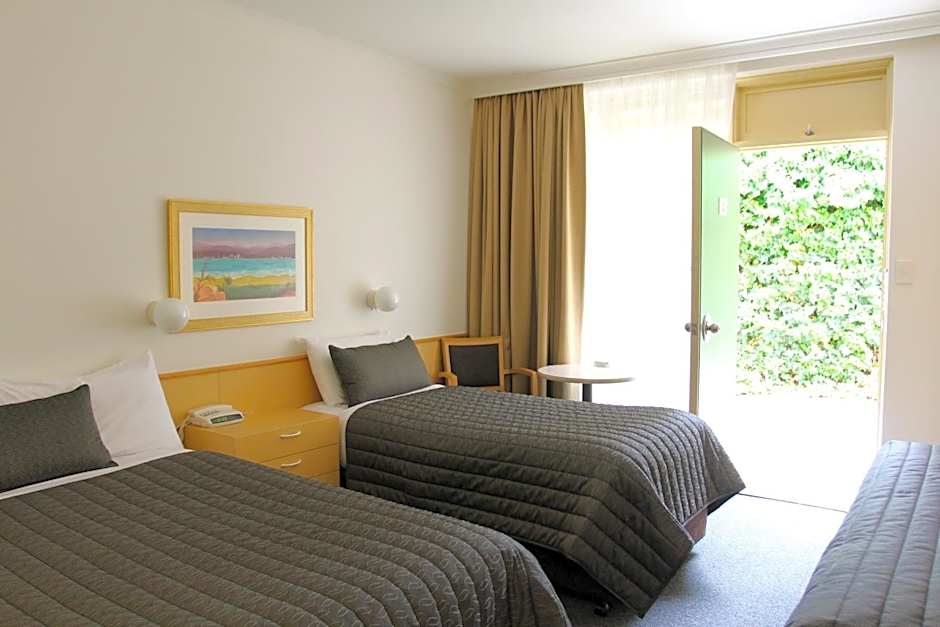 Mid City Motor Inn Queanbeyan