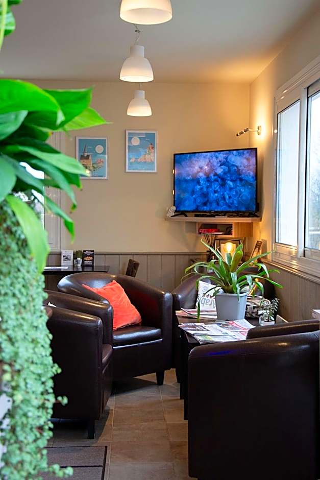 BRIT HOTEL Lannion-Perros Guirec