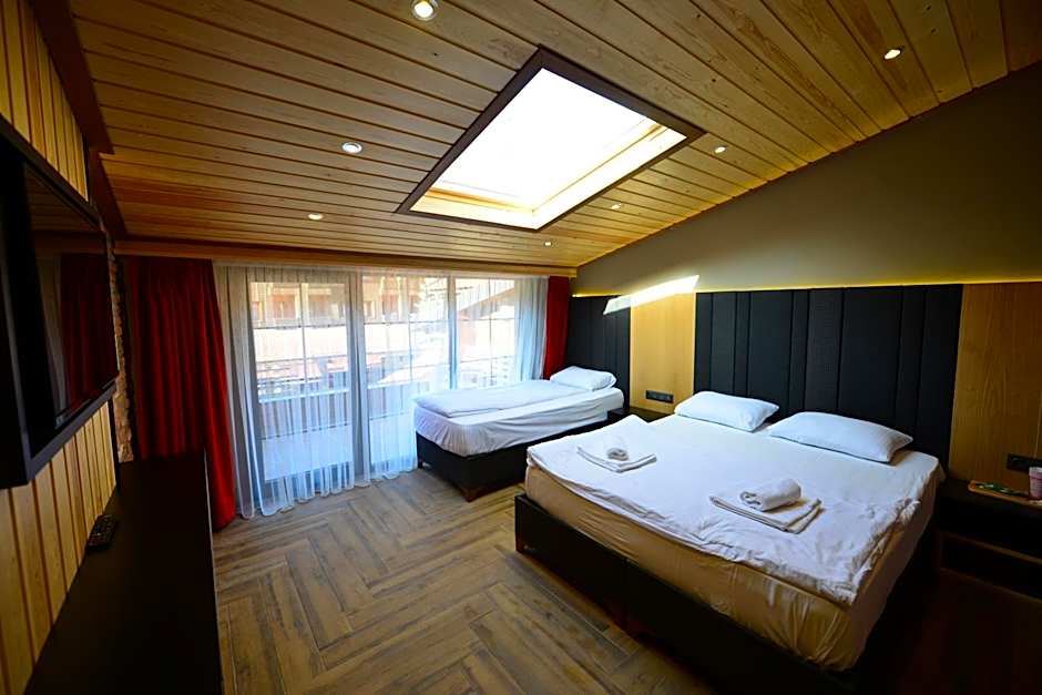 Inanlar Deluxe Hotel & Bungalow