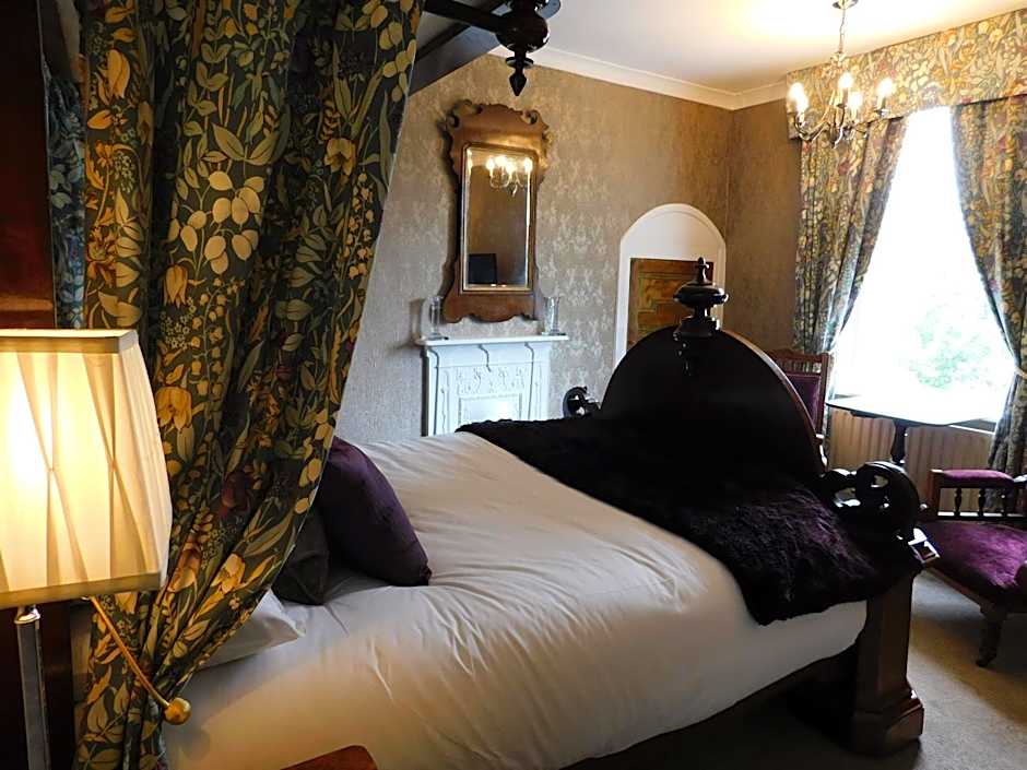 The Old Registry guest house