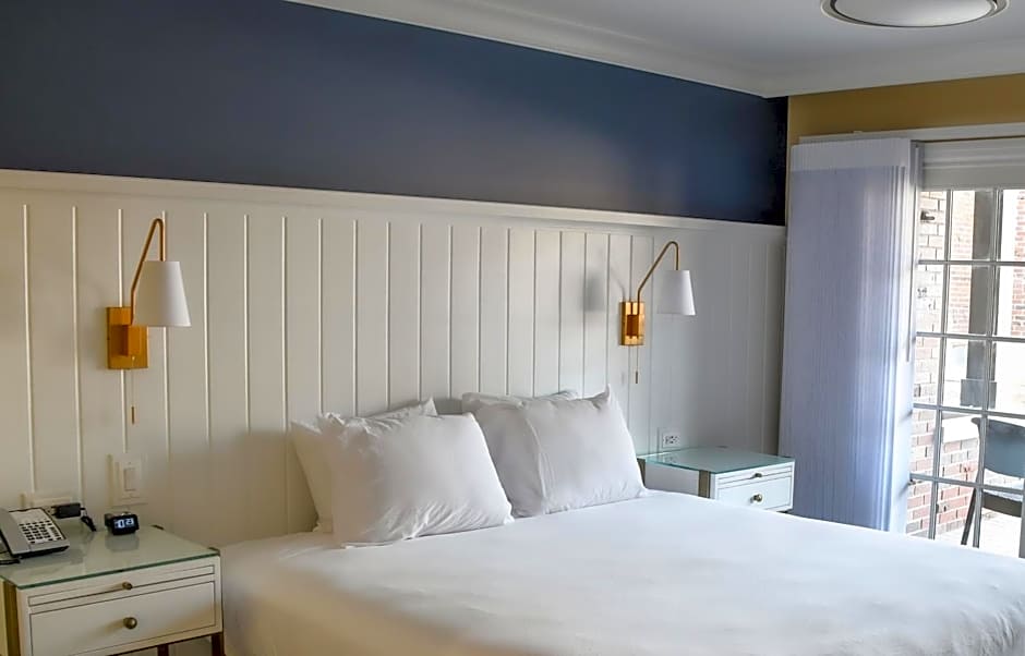 St. Clair Inn
