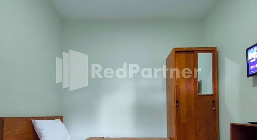 Saijaan Guesthouse UNEJ RedPartner