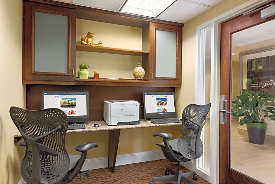 Hilton Garden Inn Shelton