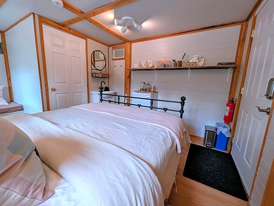 The Rusty Antler Cabin