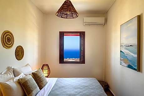 Three-Bedroom Deluxe Apartment