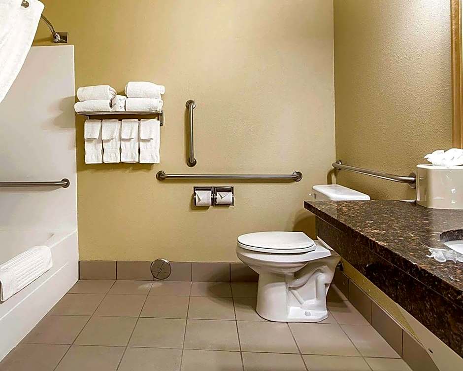 Comfort Inn Owatonna near Medical Center