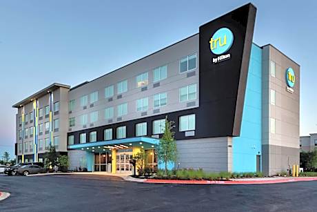 Tru by Hilton Round Rock