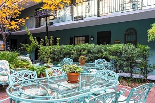 Indigo Inn