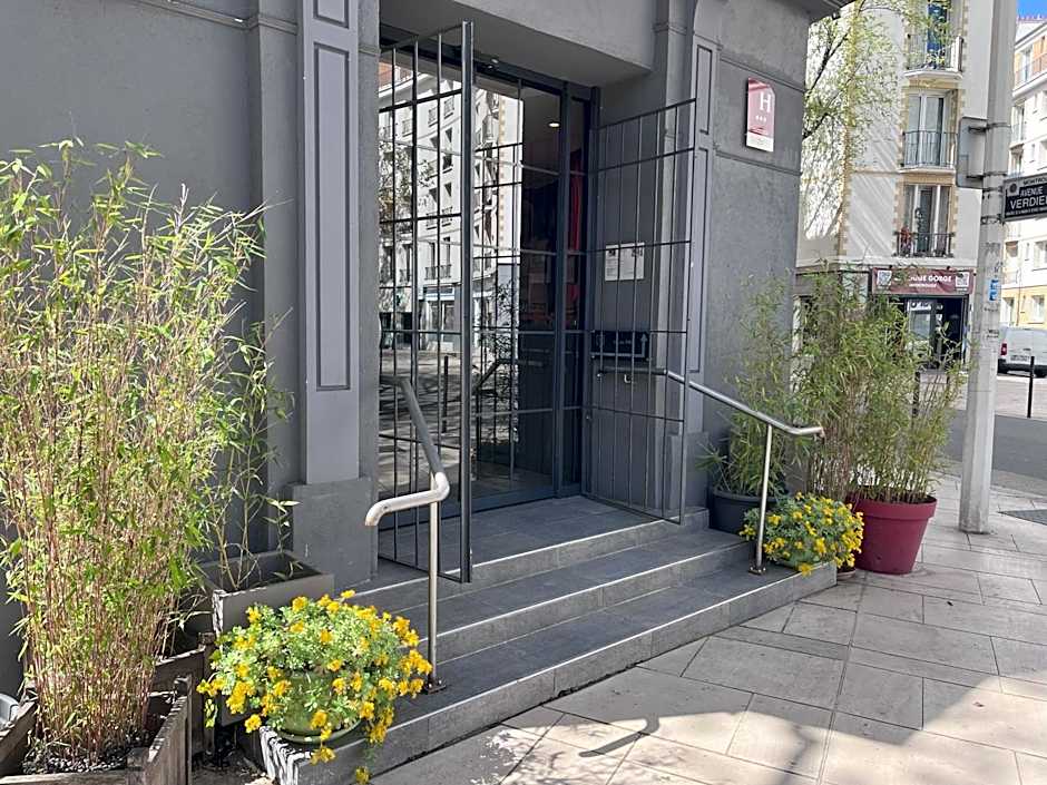 Hotel Sixteen Paris Montrouge