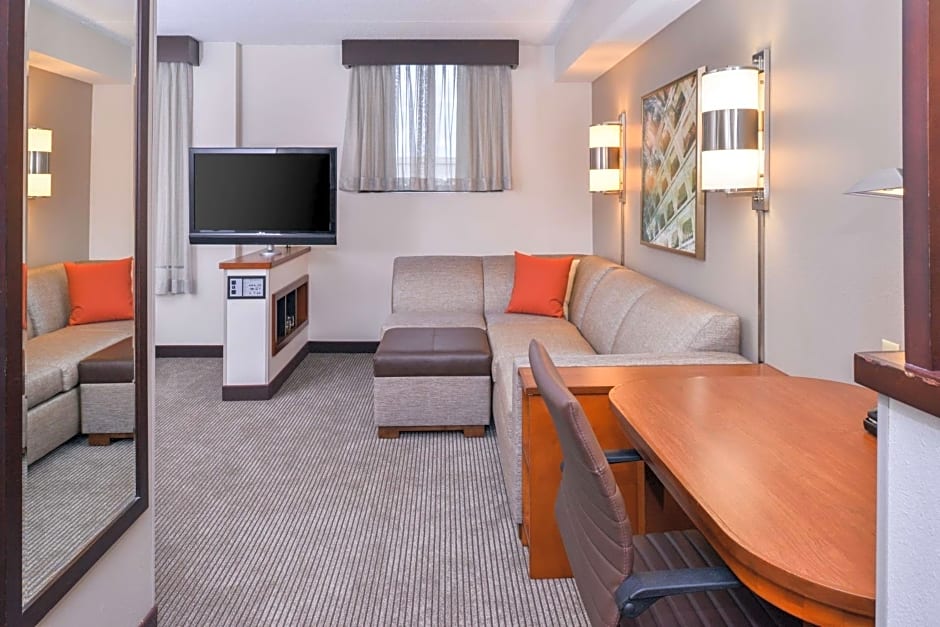 Hyatt Place Herndon Dulles Airport East