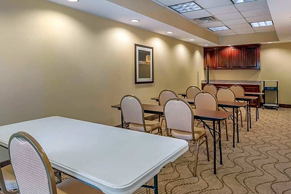 Comfort Suites Biloxi/Ocean Springs