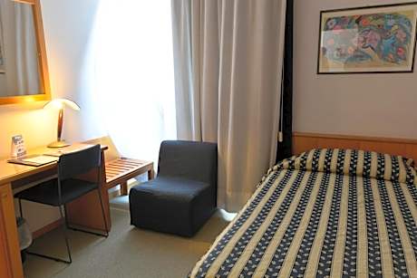Classic Single Room