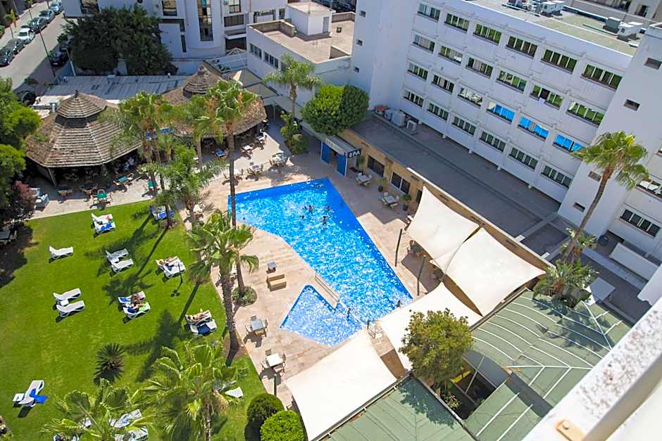 El Oumnia Puerto & Spa