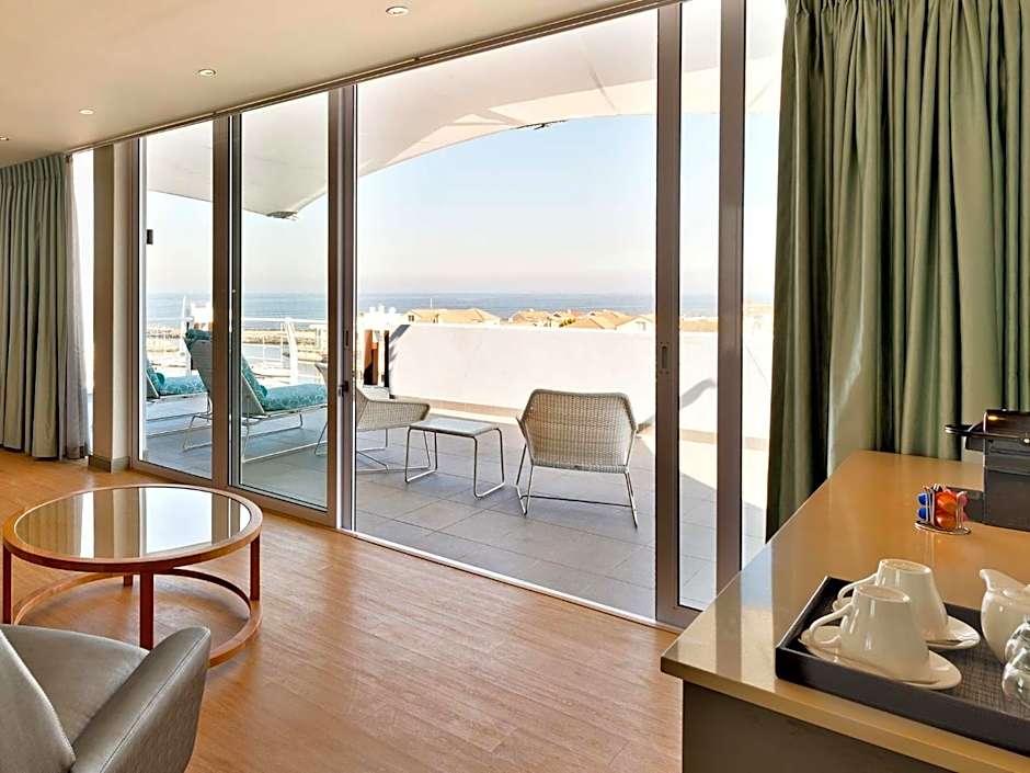 Krystal Beach Hotel Pty Ltd
