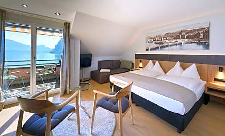 Superior Double Room with Lake View
