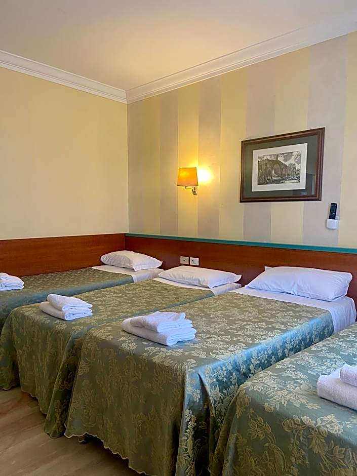 Hotel Center 1