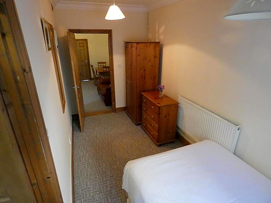 Hurst Dene Aparthotel