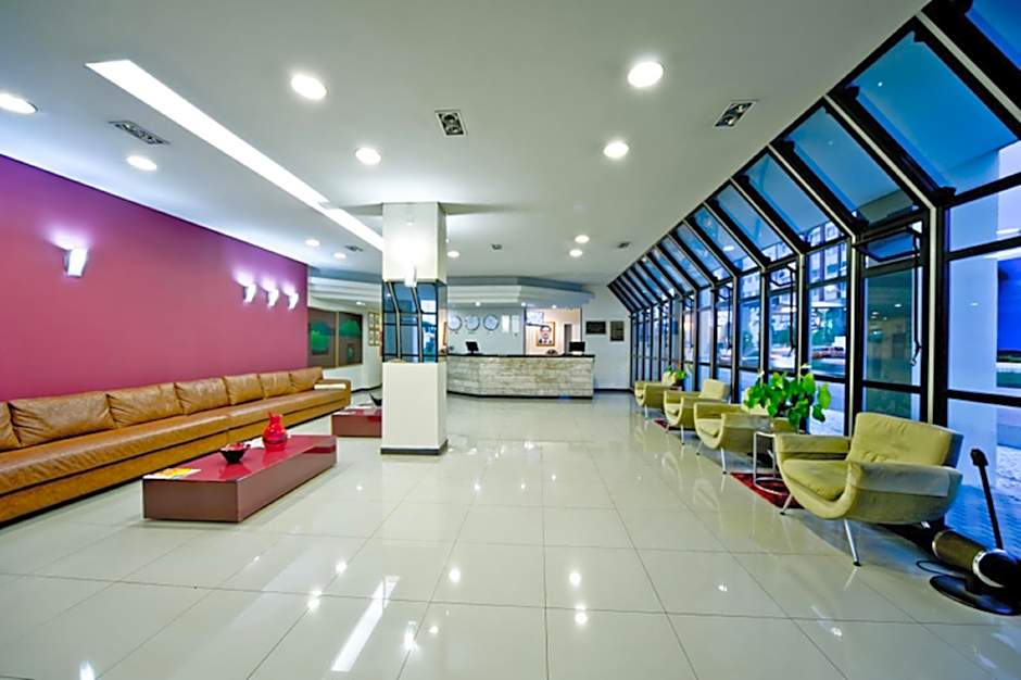 Nacional Inn Curitiba Torres
