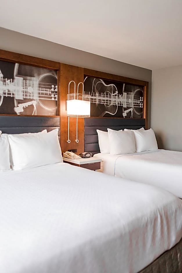 Crowne Plaza Memphis East