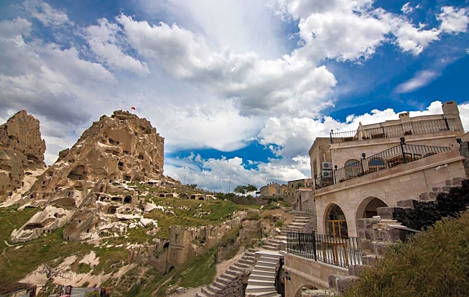 Caldera Cave Hotel
