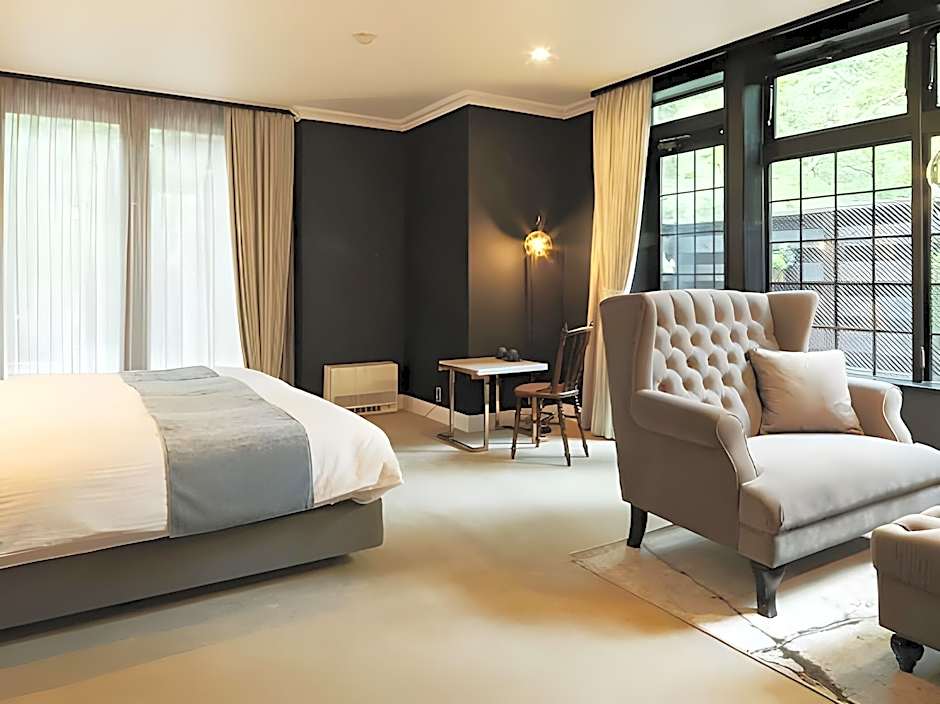 LONGINGHOUSE Kyukaruizawa Suwanomori