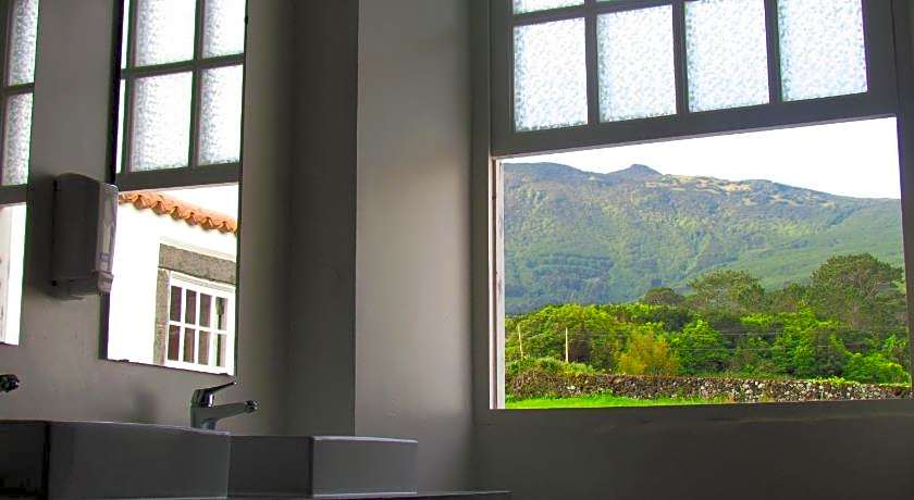 Azores Youth Hostels - Pico